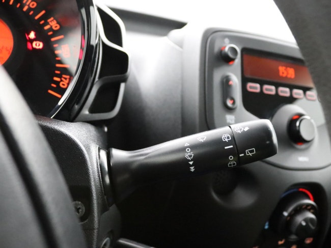 Toyota Aygo - 1.0 VVT-i x-now