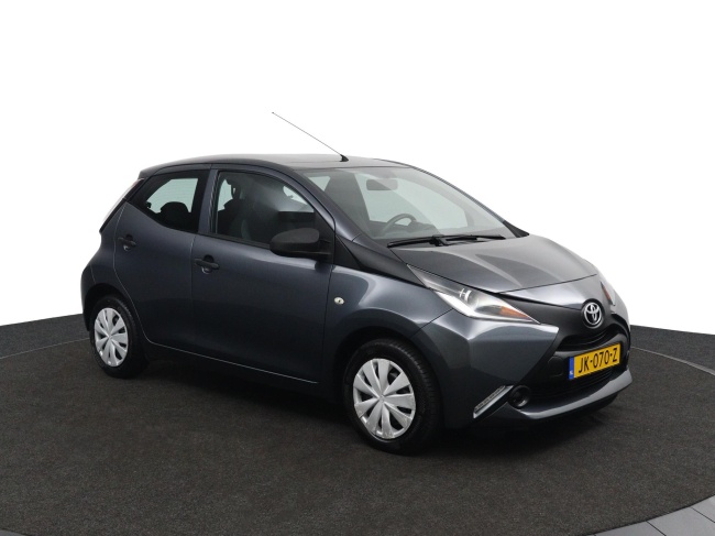 Toyota Aygo - 1.0 VVT-i x-now