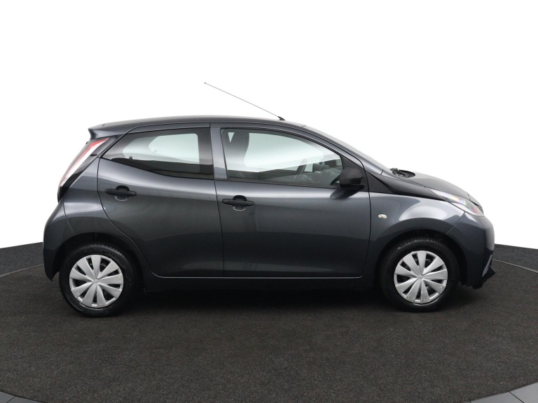 Toyota Aygo - 1.0 VVT-i x-now 6