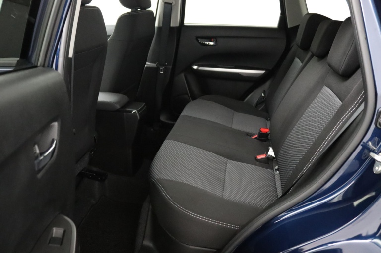 Suzuki Vitara - 1.5 Hybrid Select 12