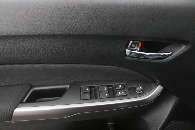 Suzuki Vitara - 1.5 Hybrid Select 31