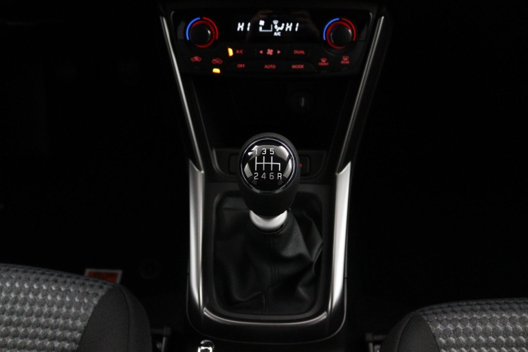 Suzuki S-Cross - 1.4 Boosterjet Select Smart Hybrid 17