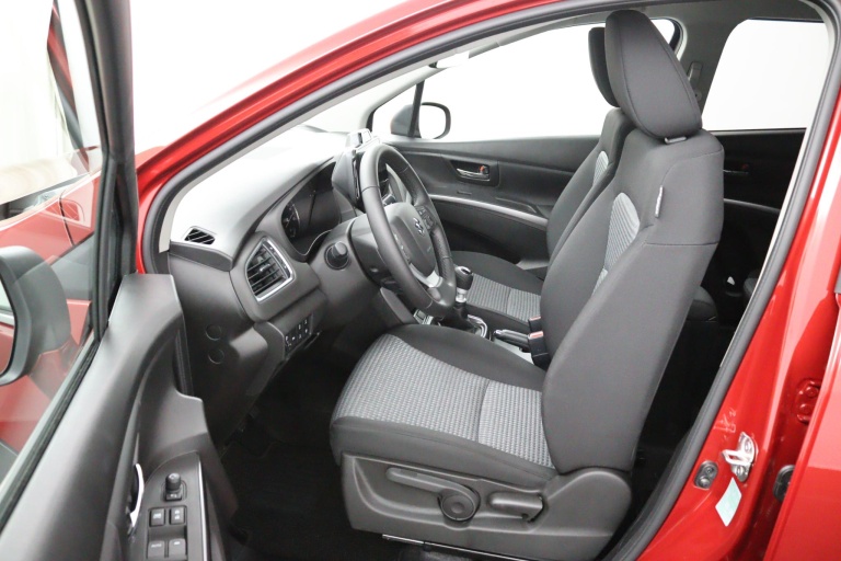 Suzuki S-Cross - 1.4 Boosterjet Select Smart Hybrid 9