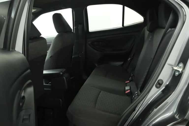 Toyota Yaris Cross - 1.5 Hybrid Dynamic 18