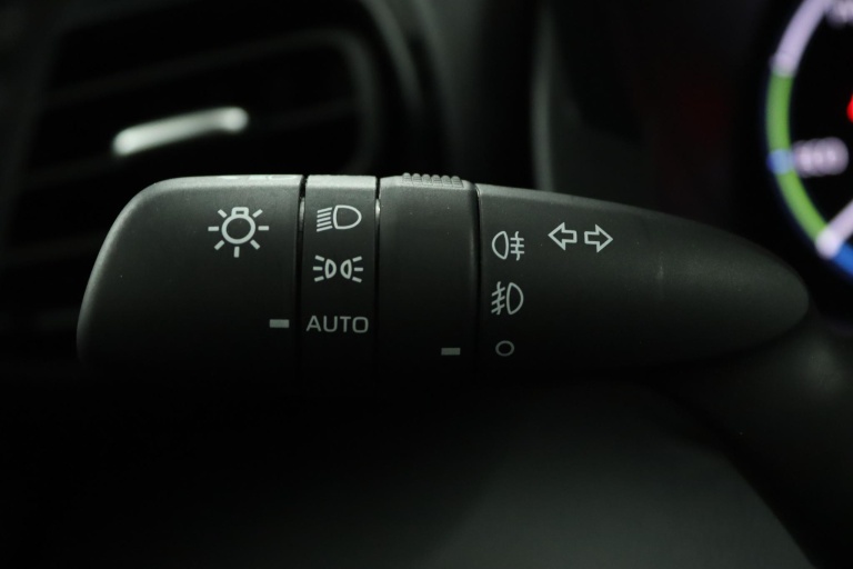 Toyota Yaris Cross - 1.5 Hybrid Dynamic 31