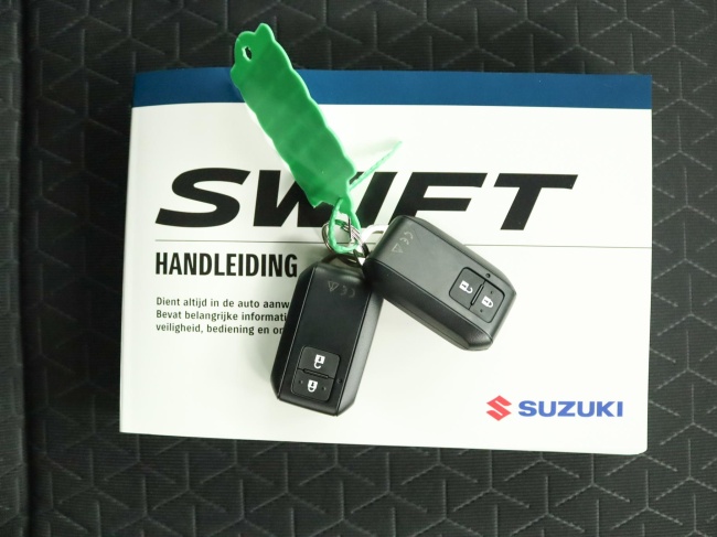 Suzuki Swift - 1.2 Comfort Smart Hybrid