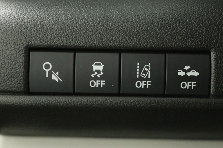 Suzuki Swift - 1.2 Comfort Smart Hybrid 30