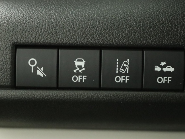 Suzuki Swift - 1.2 Comfort Smart Hybrid