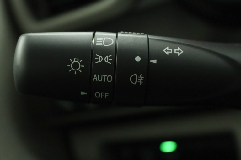 Suzuki Swift - 1.2 Comfort Smart Hybrid 35