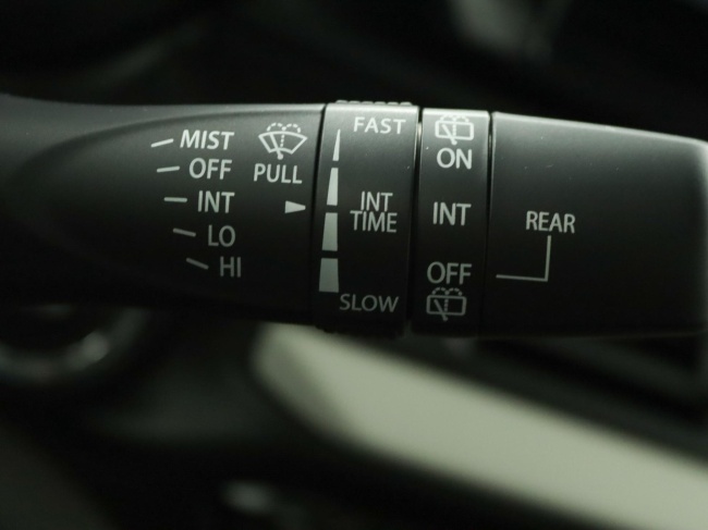 Suzuki Swift - 1.2 Comfort Smart Hybrid