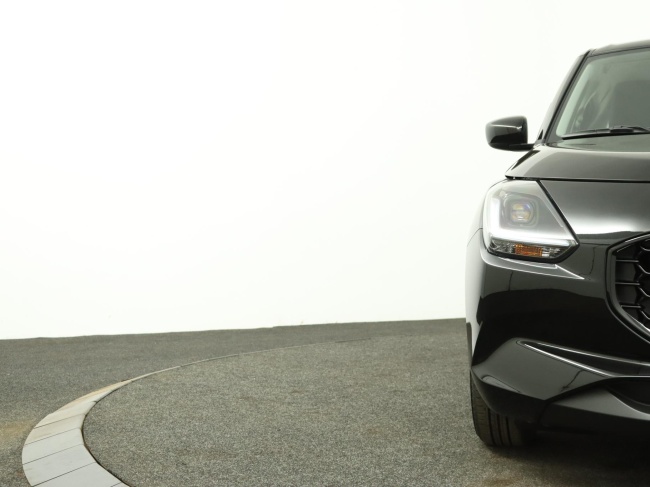 Suzuki Swift - 1.2 Comfort Smart Hybrid