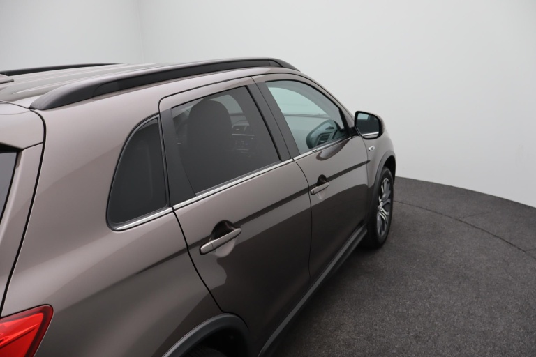 Mitsubishi ASX - 1.6 Cleartec Connect Pro 38