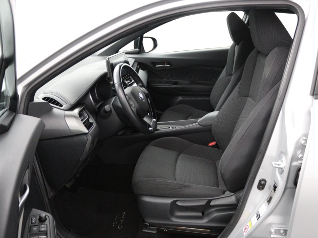 Toyota C-HR - 1.8 Hybrid Dynamic