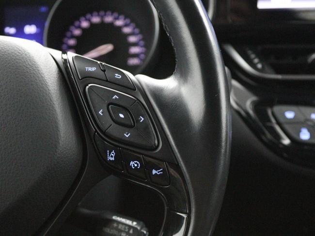 Toyota C-HR - 1.8 Hybrid Dynamic