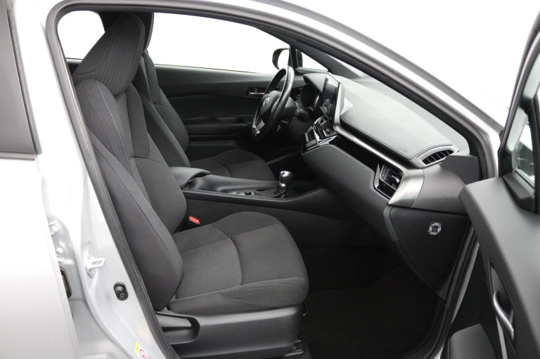 Toyota C-HR - 1.8 Hybrid Dynamic 22