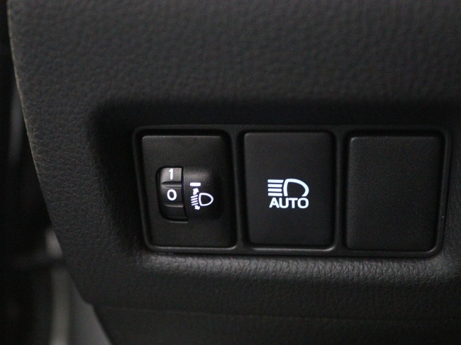 Toyota C-HR - 1.8 Hybrid Dynamic