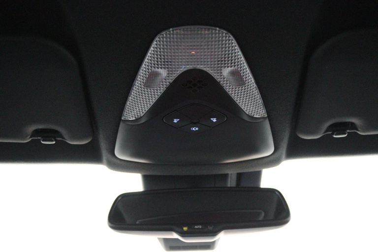 Toyota C-HR - 1.8 Hybrid Dynamic 31