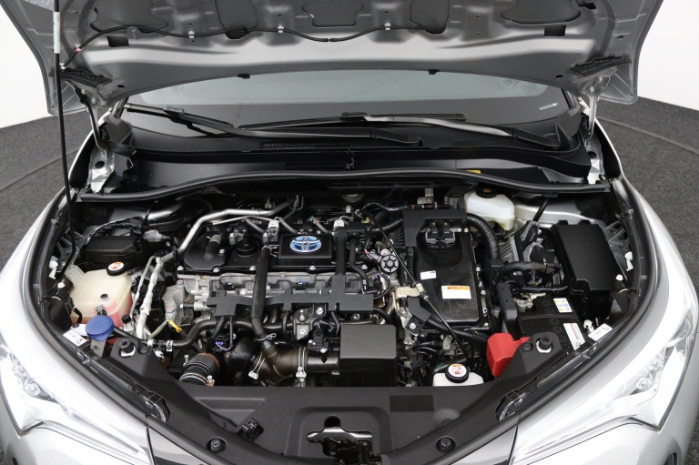 Toyota C-HR - 1.8 Hybrid Dynamic 32