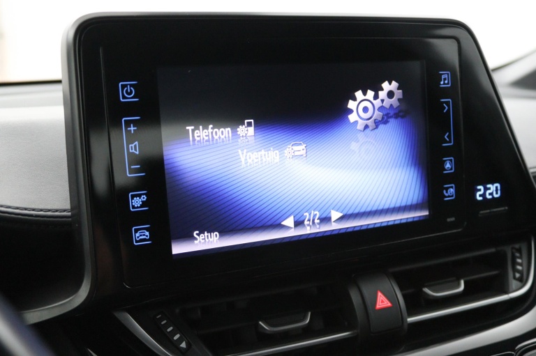 Toyota C-HR - 1.8 Hybrid Dynamic 42