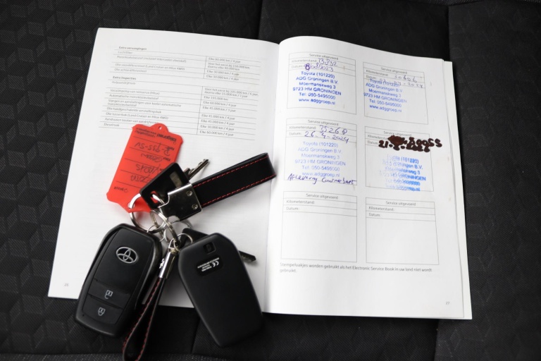 Toyota Yaris - 1.5 VVT-i Business Plus 11