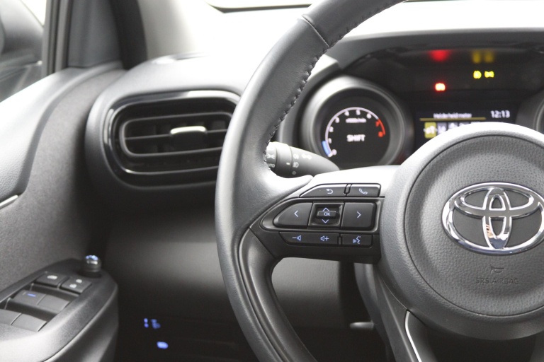 Toyota Yaris - 1.5 VVT-i Business Plus 19