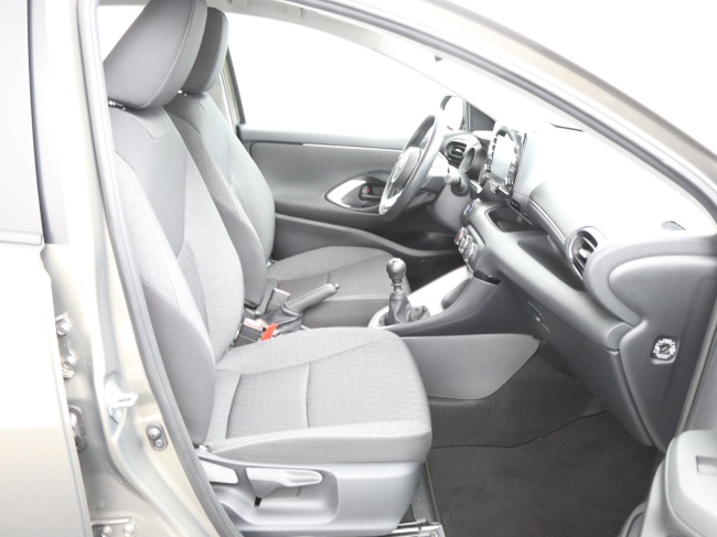 Toyota Yaris - 1.5 VVT-i Business Plus