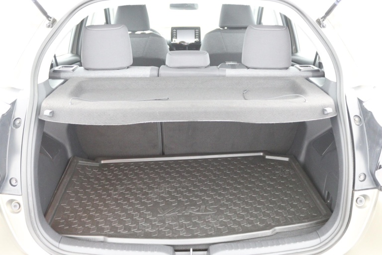 Toyota Yaris - 1.5 VVT-i Business Plus 23