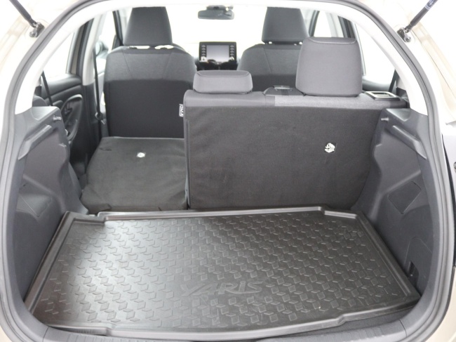 Toyota Yaris - 1.5 VVT-i Business Plus