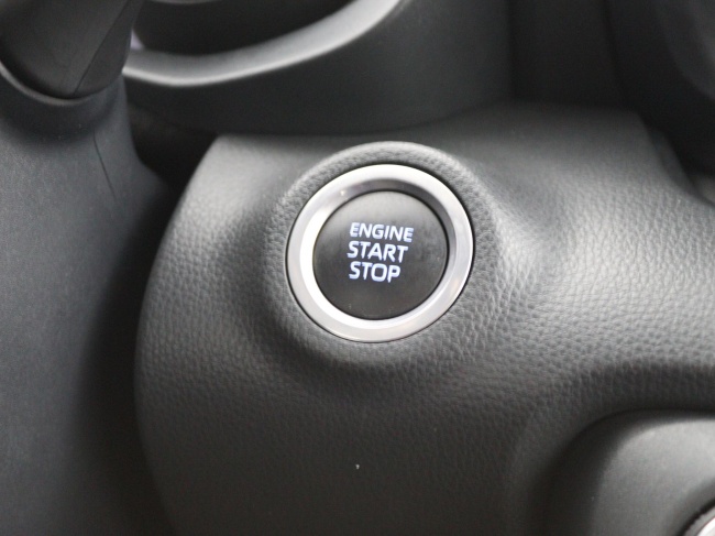 Toyota Yaris - 1.5 VVT-i Business Plus