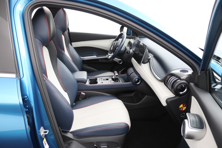 BYD ATTO 3 - Comfort 60 kWh 17