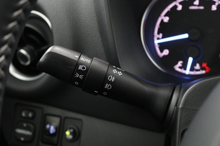 Toyota Yaris - 1.5 VVT-i Y20 30