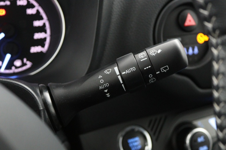 Toyota Yaris - 1.5 VVT-i Y20 31