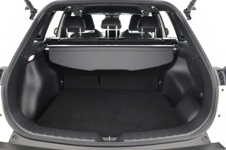 Toyota Corolla Cross - 2.0 High Power Hybrid First Edition 20