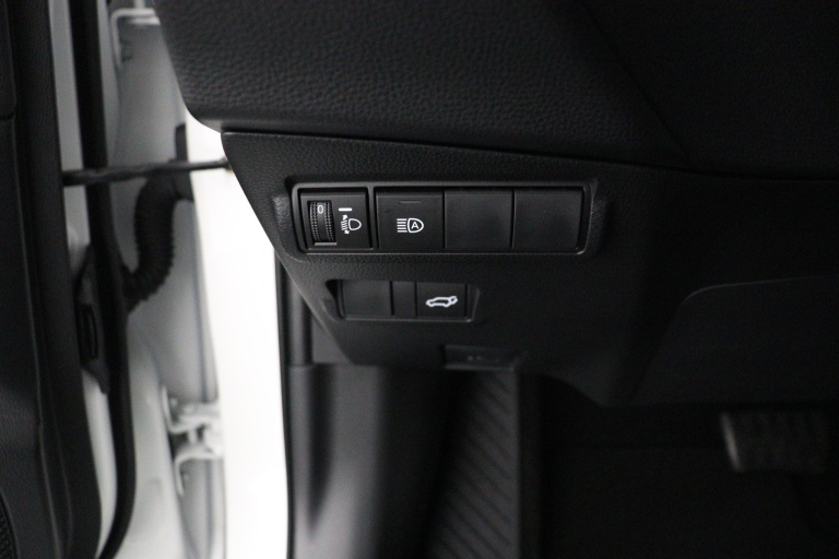 Toyota Corolla Cross - 2.0 High Power Hybrid First Edition 27