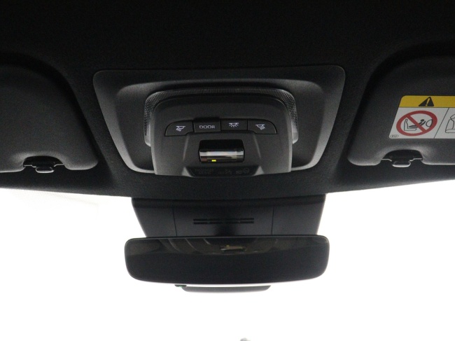 Toyota Corolla Cross - 2.0 High Power Hybrid First Edition