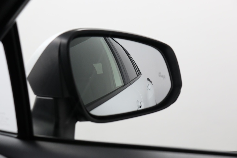 Toyota Corolla Cross - 2.0 High Power Hybrid First Edition 50