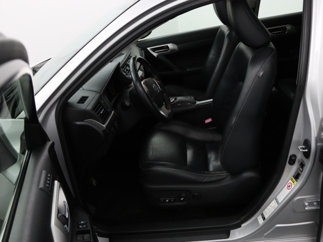 Lexus CT - 200h Luxury Line