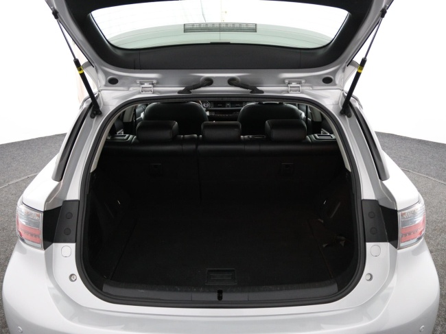 Lexus CT - 200h Luxury Line