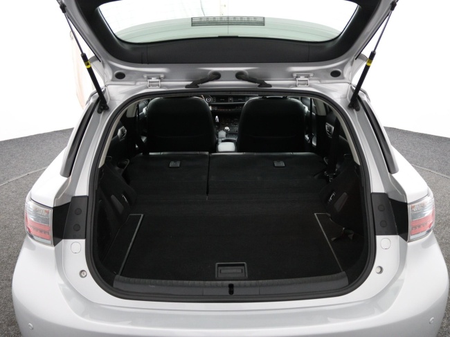 Lexus CT - 200h Luxury Line