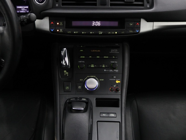 Lexus CT - 200h Luxury Line