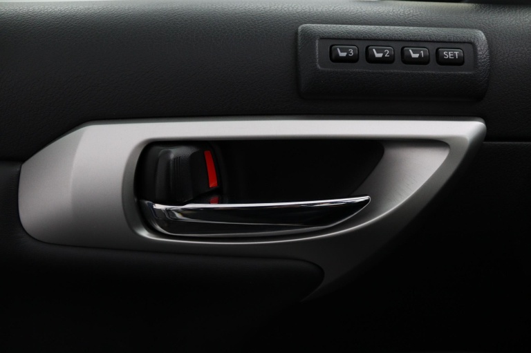 Lexus CT - 200h Luxury Line 42