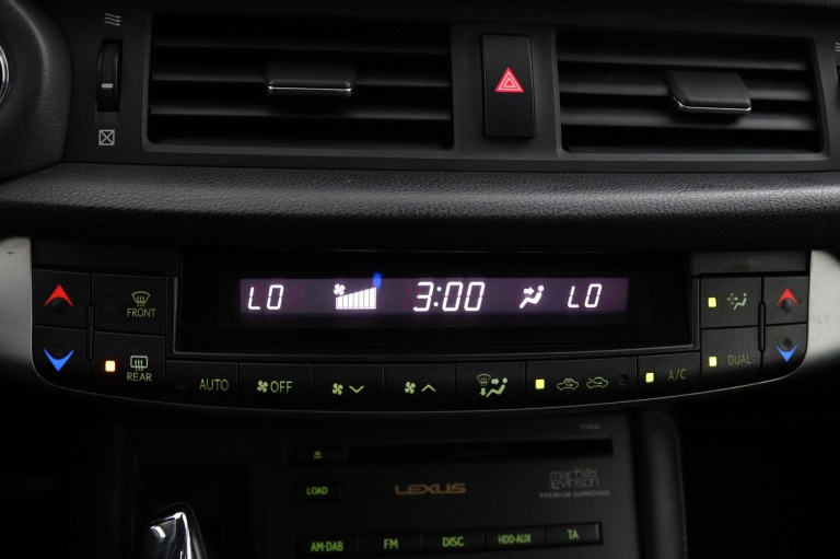 Lexus CT - 200h Luxury Line 6