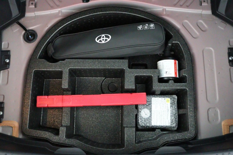 Toyota Yaris - 1.5 Hybrid Executive 36