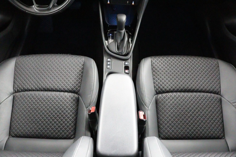 Toyota Yaris - 1.5 Hybrid Executive 62