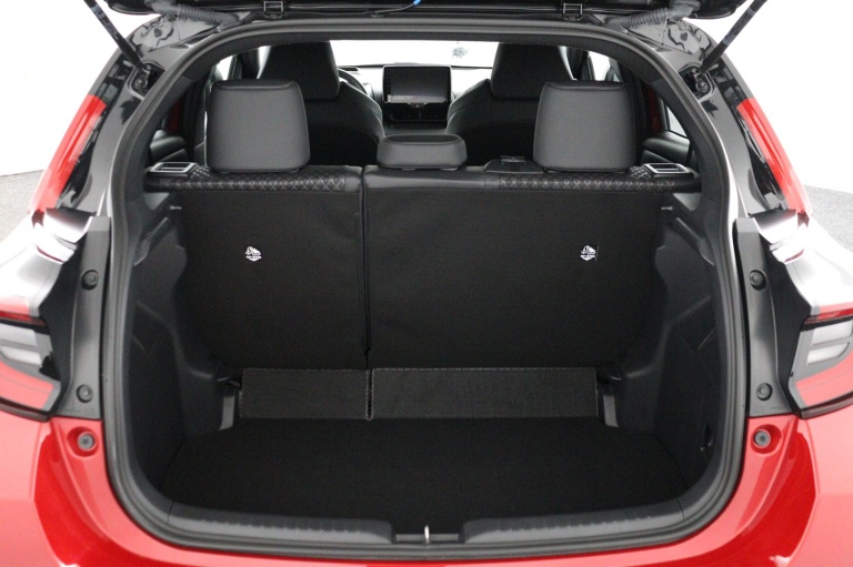 Toyota Yaris - 1.5 Hybrid Launch Edition 24