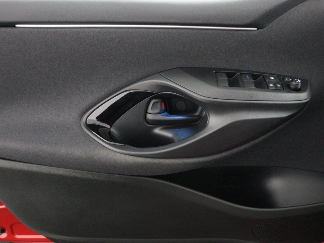 Toyota Yaris - 1.5 Hybrid Launch Edition