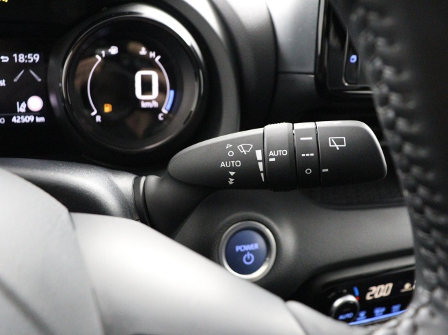 Toyota Yaris - 1.5 Hybrid Launch Edition