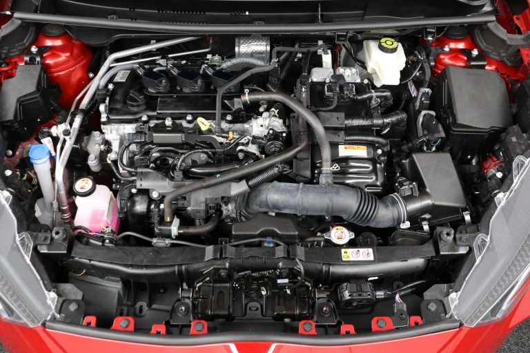 Toyota Yaris - 1.5 Hybrid Launch Edition 37