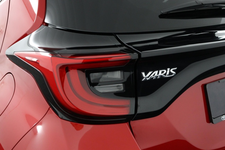 Toyota Yaris - 1.5 Hybrid Launch Edition 43