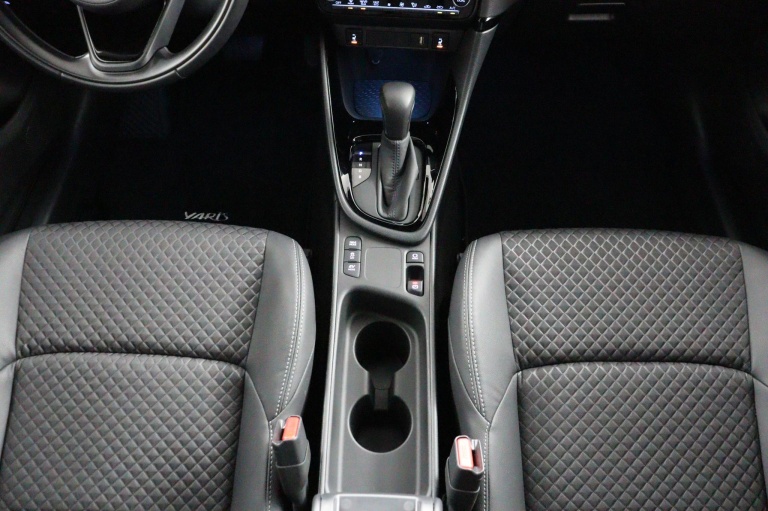 Toyota Yaris - 1.5 Hybrid Launch Edition 61